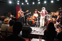 [A9_00284.JPG]