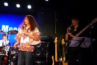 [A9_02009.JPG]