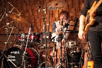 [A9_02011.JPG]